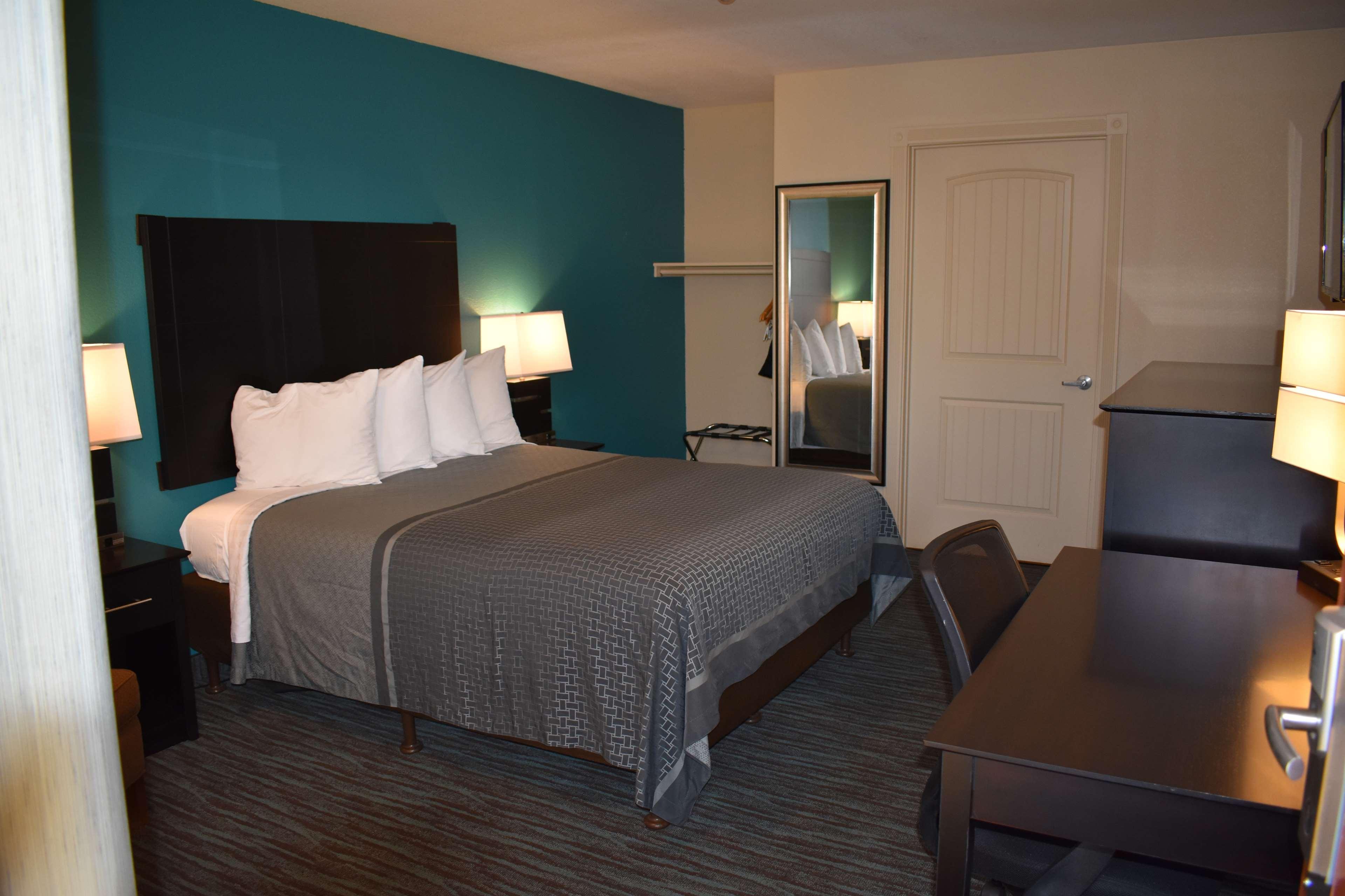 Best Western Apricot Inn Chaney Ranch Esterno foto