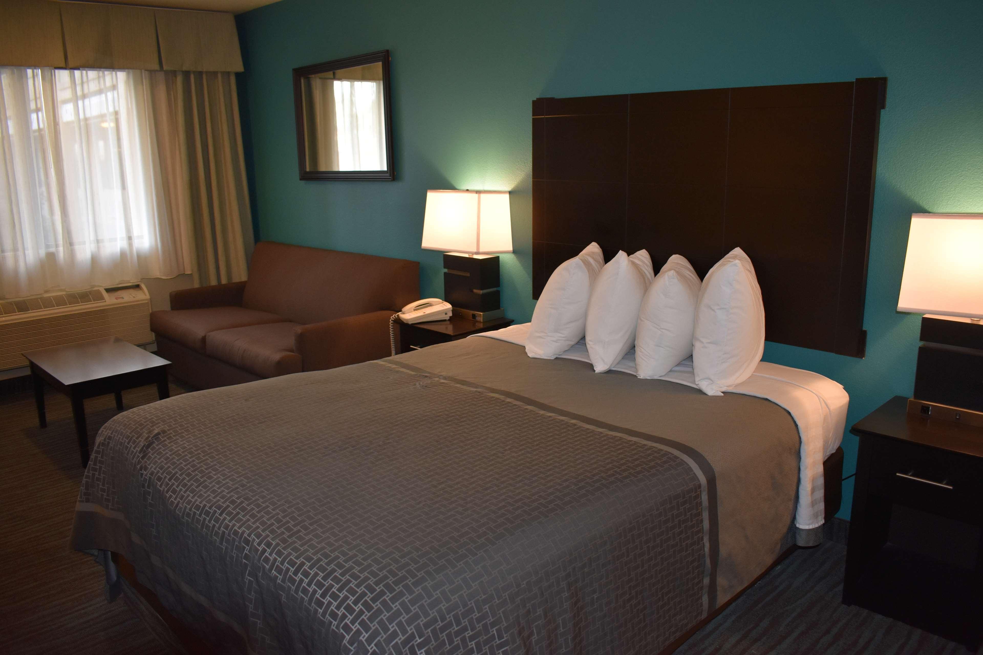 Best Western Apricot Inn Chaney Ranch Esterno foto